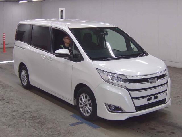 Ref:AUX-23560937 TOYOTA NOAH 2020 1 2020 Toyota Noah pearl gasoline used car Japan export