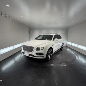 2016 Bentley Bentayga white gasoline used car Japan export