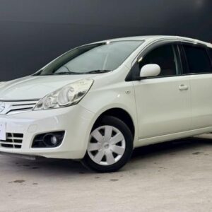 2011 Nissan Note pearl gasoline used car Japan export