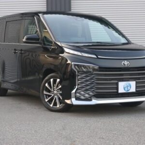 2023 Toyota Voxy black gasoline used car Japan export