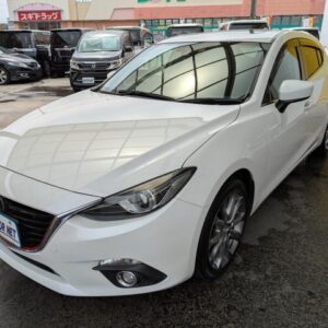 2016 Mazda Axela Sport pearl diesel used car Japan export