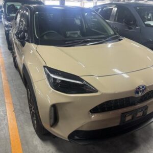 2021 Toyota Yaris Cross tea hybrid used car Japan export