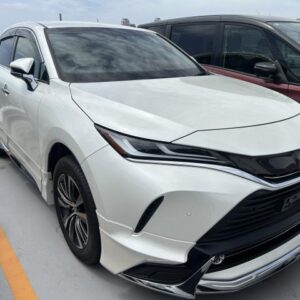 2021 Toyota Harrier pearl gasoline used car Japan export