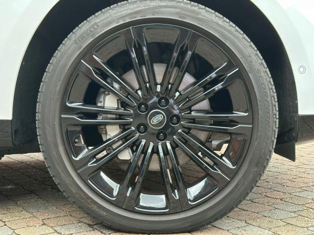 Ref:AUX-23576058 LAND ROVER RANGE ROVER 2024 9 Ref:AUX-23576058 LAND ROVER RANGE ROVER 2024 - Image 9