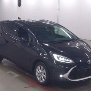 2023 Toyota Aqua black gasoline used car Japan export
