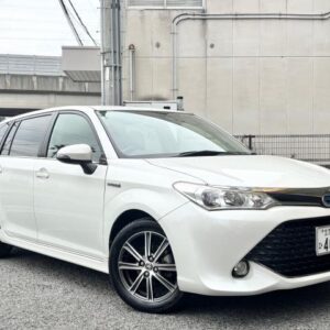2016 Toyota Corolla Fielder pearl gasoline used car Japan export