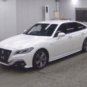 2019 Toyota Crown Hybrid pearl gasoline used car Japan export
