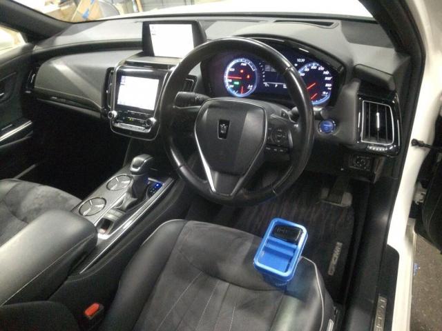 Ref:AUX-23581304 TOYOTA CROWN HYBRID 2019 3 Ref:AUX-23581304 TOYOTA CROWN HYBRID 2019 - Image 3