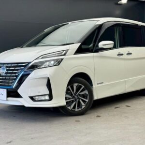 2021 Nissan Serena pearl hybrid used car Japan export
