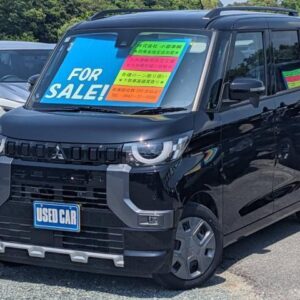 2025 Mitsubishi Delica Mini black hybrid used car Japan export