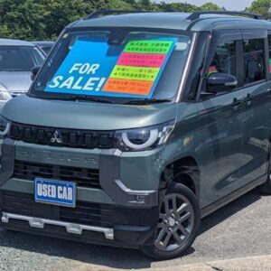 2023 Mitsubishi Delica Mini green hybrid used car Japan export