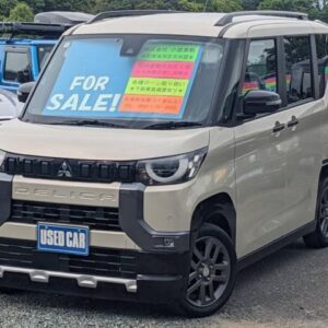 2024 Mitsubishi Delica Mini tea hybrid used car Japan export