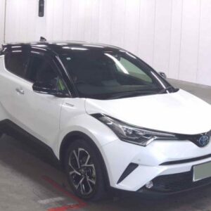 2017 Toyota C-Hr pearl gasoline used car Japan export
