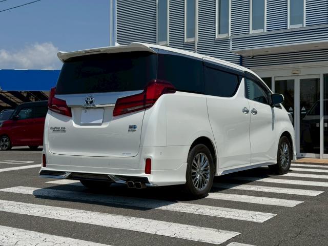 Ref:AUX-23609794 TOYOTA ALPHARD HYBRID 2023 14 Ref:AUX-23609794 TOYOTA ALPHARD HYBRID 2023 - Image 14