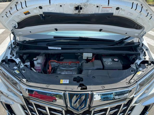 Ref:AUX-23609794 TOYOTA ALPHARD HYBRID 2023 8 Ref:AUX-23609794 TOYOTA ALPHARD HYBRID 2023 - Image 8