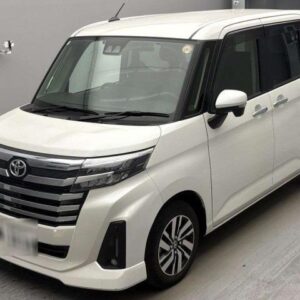 2024 Toyota Roomy pearl gasoline used car Japan export