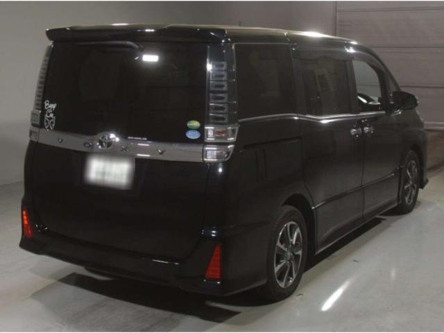 Ref:AUX-23616572 TOYOTA VOXY 2018 2 Ref:AUX-23616572 TOYOTA VOXY 2018 - Image 2
