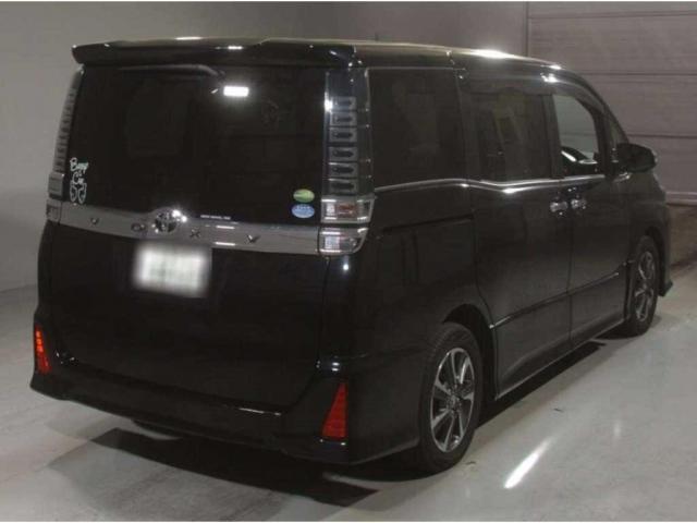 Ref:AUX-23616572 TOYOTA VOXY 2018 5 Ref:AUX-23616572 TOYOTA VOXY 2018 - Image 5