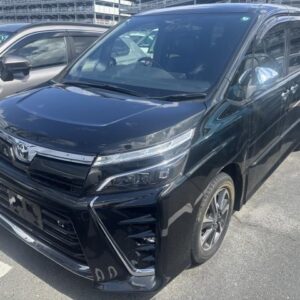 2020 Toyota Voxy black gasoline used car Japan export