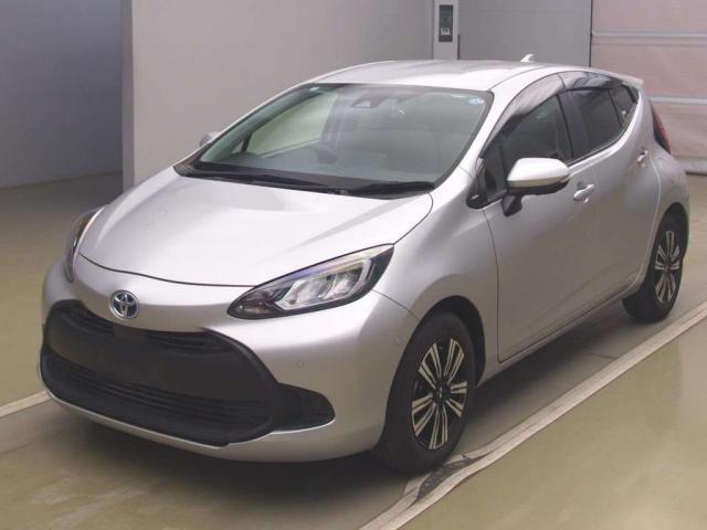 Ref:AUX-23616599 TOYOTA AQUA 2022 1 2022 Toyota Aqua silver gasoline used car Japan export