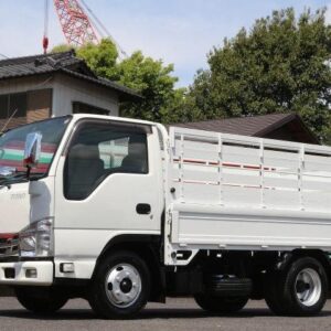 2013 Isuzu Elf Truck white diesel used car Japan export