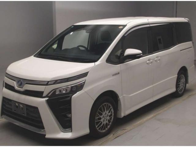 Ref:AUX-23620818 TOYOTA VOXY 2019 1 2019 Toyota Voxy pearl gasoline used car Japan export