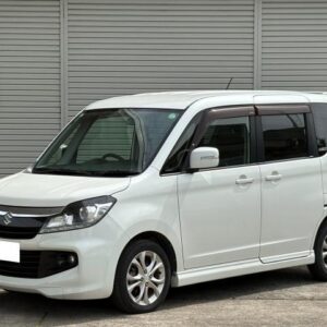2013 Suzuki Solio Bandit white gasoline used car Japan export