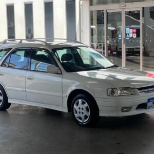 1998 Toyota Sprinter Carib white gasoline used car Japan export