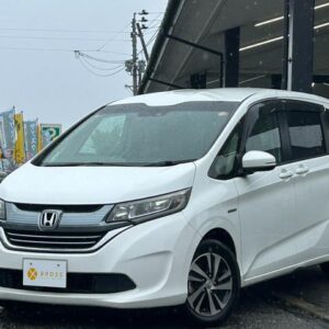 2018 Honda Freed Plus Hybrid pearl hybrid used car Japan export