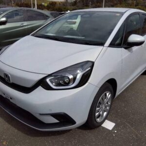 2021 Honda Fit white hybrid used car Japan export