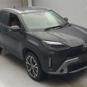 2023 Toyota Yaris Cross black gasoline used car Japan export