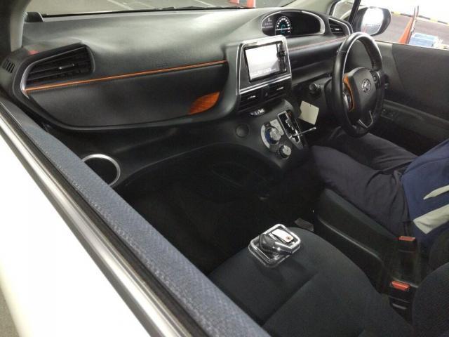 Ref:AUX-23636018 TOYOTA SIENTA 2015 3 Ref:AUX-23636018 TOYOTA SIENTA 2015 - Image 3