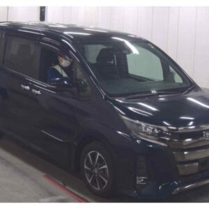 2018 Toyota Noah black gasoline used car Japan export