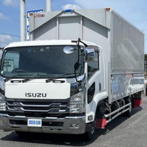 2018 Isuzu Forward white diesel used car Japan export