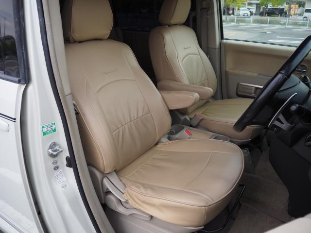 Ref:AUX-23649055 MITSUBISHI DELICA D:5 2007 11 Ref:AUX-23649055 MITSUBISHI DELICA D:5 2007 - Image 11