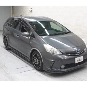 2013 Toyota Prius Alpha gray gasoline used car Japan export