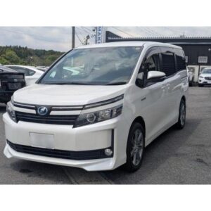 2015 Toyota Voxy pearl hybrid used car Japan export