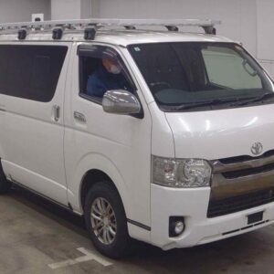 2016 Toyota Hiace Van pearl diesel used car Japan export