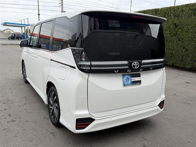 Ref:AUX-23660728 TOYOTA VOXY 2024 9 Ref:AUX-23660728 TOYOTA VOXY 2024 - Image 9