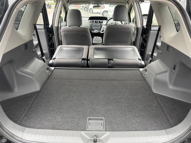 Ref:AUX-23660770 TOYOTA PRIUS ALPHA 2012 17 Ref:AUX-23660770 TOYOTA PRIUS ALPHA 2012 - Image 17
