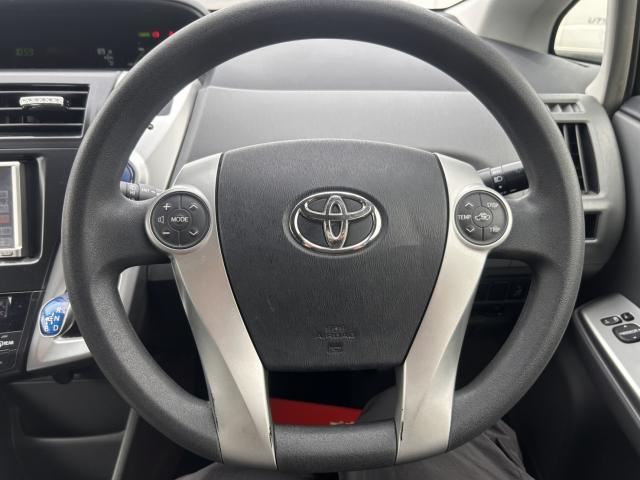 Ref:AUX-23660770 TOYOTA PRIUS ALPHA 2012 18 Ref:AUX-23660770 TOYOTA PRIUS ALPHA 2012 - Image 18