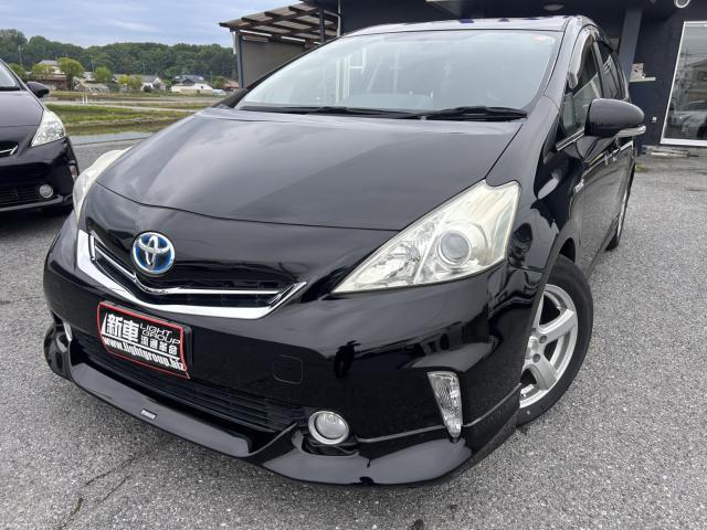 Ref:AUX-23660770 TOYOTA PRIUS ALPHA 2012 1 2012 Toyota Prius Alpha black hybrid used car Japan export