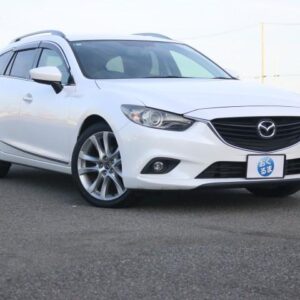 2013 Mazda Atenza Wagon pearl diesel used car Japan export