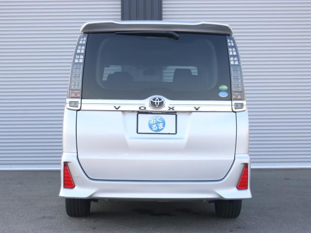 Ref:AUX-23660883 TOYOTA VOXY 2014 2 Ref:AUX-23660883 TOYOTA VOXY 2014 - Image 2
