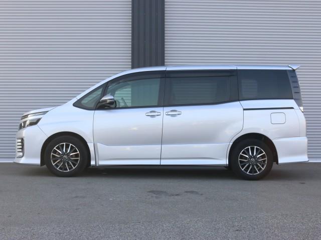 Ref:AUX-23660883 TOYOTA VOXY 2014 11 Ref:AUX-23660883 TOYOTA VOXY 2014 - Image 11
