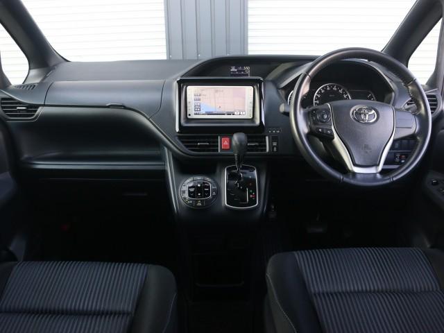 Ref:AUX-23660883 TOYOTA VOXY 2014 3 Ref:AUX-23660883 TOYOTA VOXY 2014 - Image 3