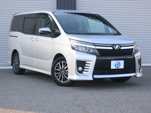 Ref:AUX-23660883 TOYOTA VOXY 2014 1 2014 Toyota Voxy silver gasoline used car Japan export