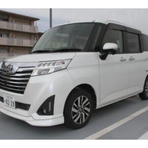 2017 Toyota Roomy white gasoline used car Japan export