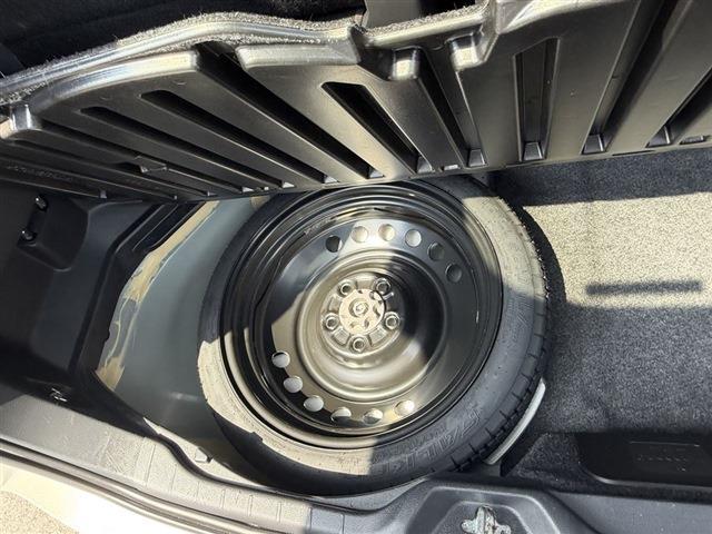 Ref:AUX-23669069 TOYOTA NOAH 2022 12 Ref:AUX-23669069 TOYOTA NOAH 2022 - Image 12