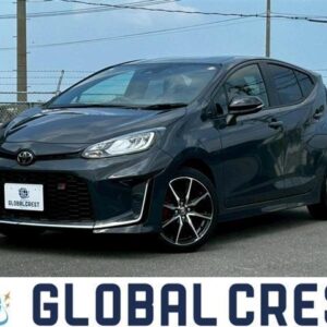 2024 Toyota Aqua gray gasoline used car Japan export